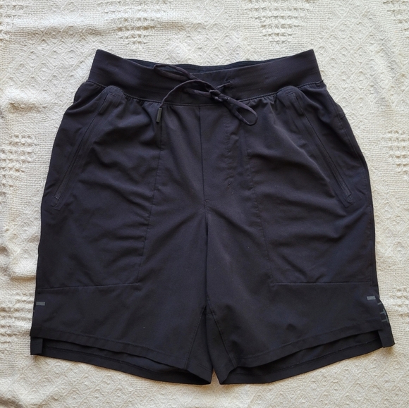 Lululemon, License to Train Linerless 7" Inseam Athletic Sporty Casual Short - Picture 1 of 10